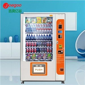 Автоматический торговый автомат с напитками